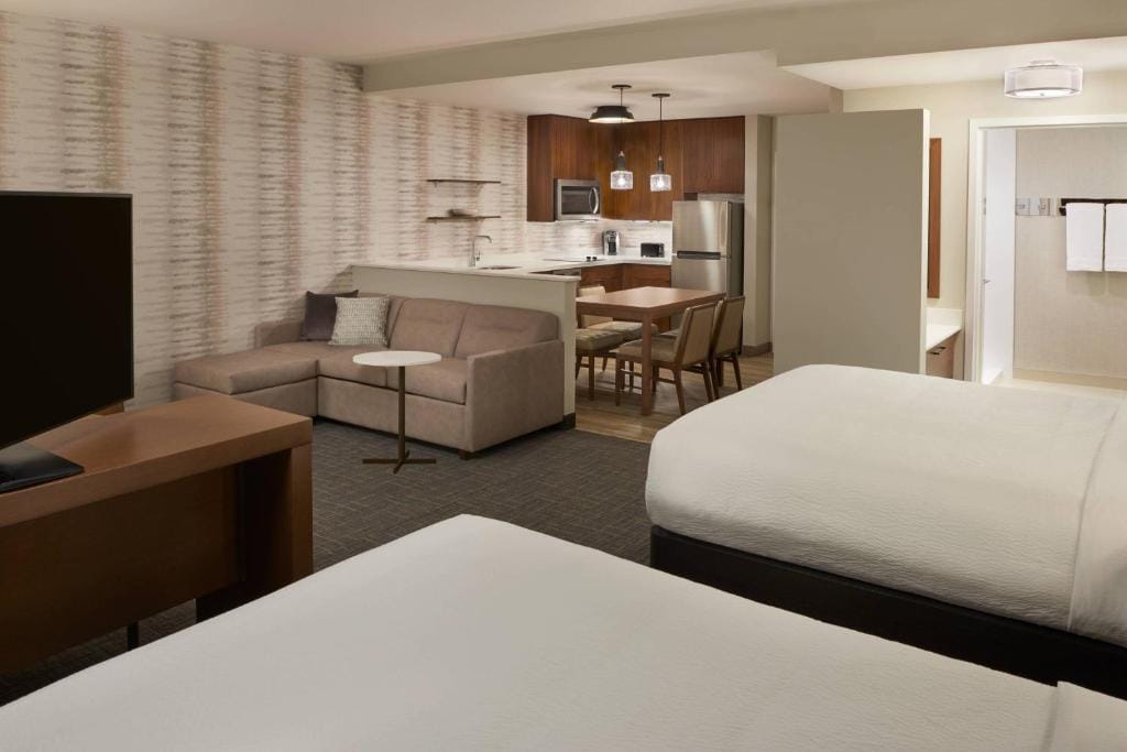 Residence Inn by Marriott Toronto Mississauga Southwest — 2