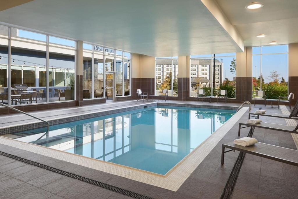 Residence Inn by Marriott Toronto Mississauga Southwest — 4