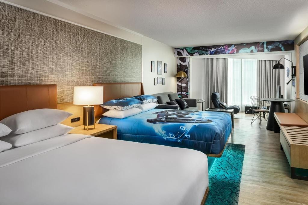 Sheraton Gateway Hotel in Toronto International Airport — 2