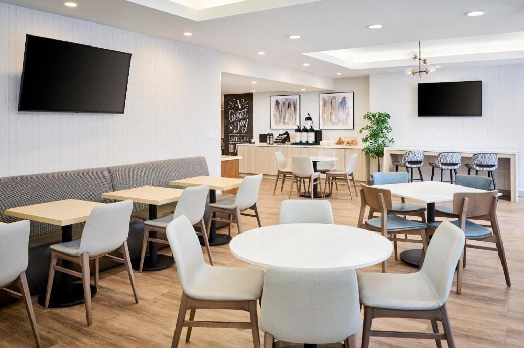 TownePlace Suites by Marriott Mississauga-Airport Corporate Centre — 5