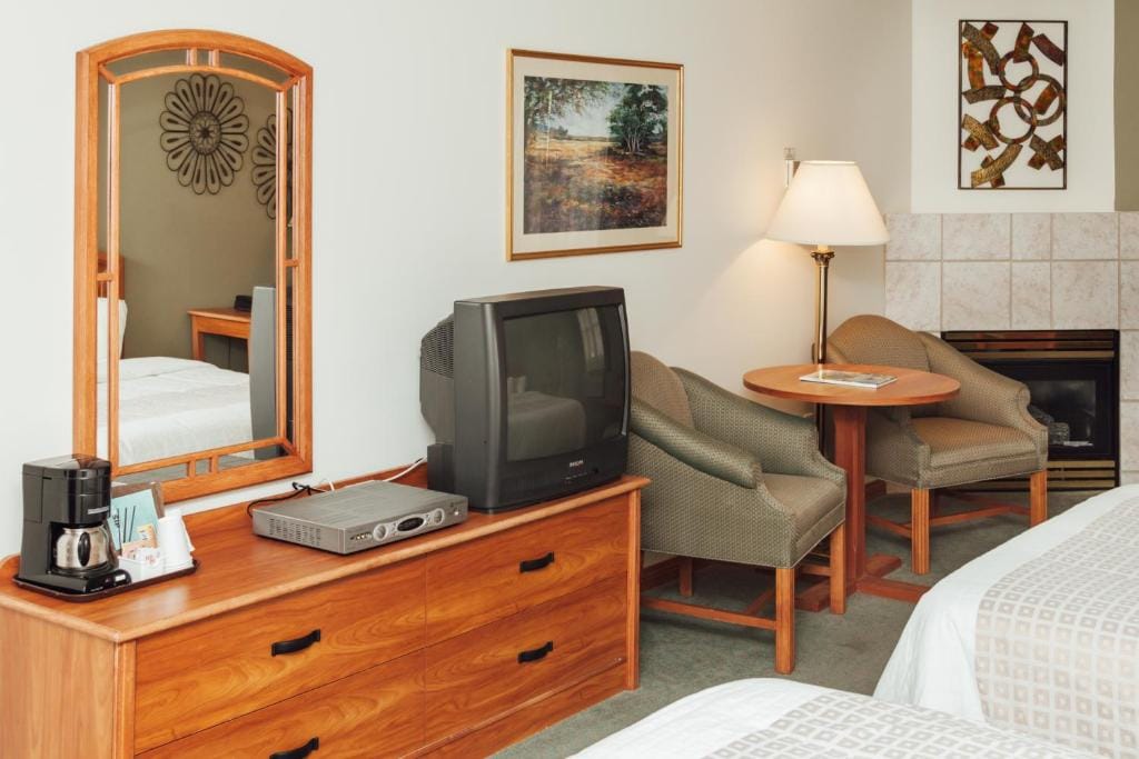 The Grand Hotel Nanaimo — 5