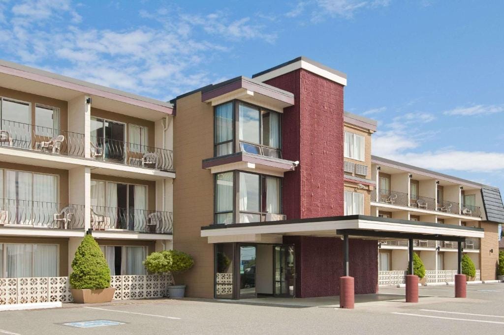 Travelodge by Wyndham Nanaimo