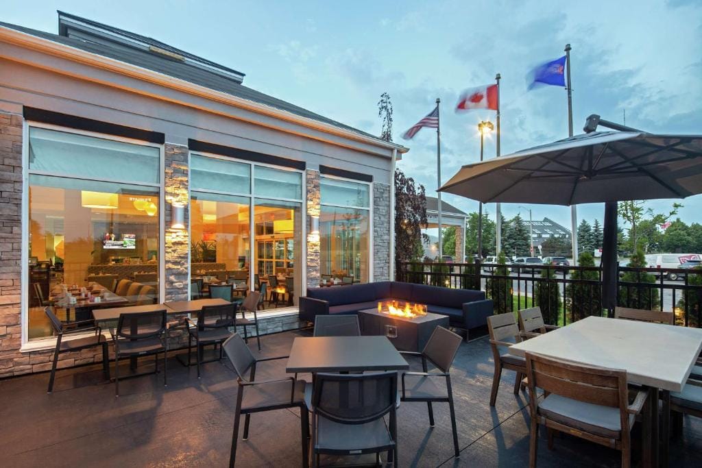 Hilton Garden Inn Toronto-Oakville — 1