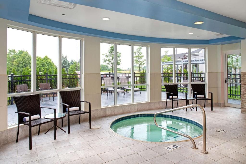 Hilton Garden Inn Toronto-Oakville — 4