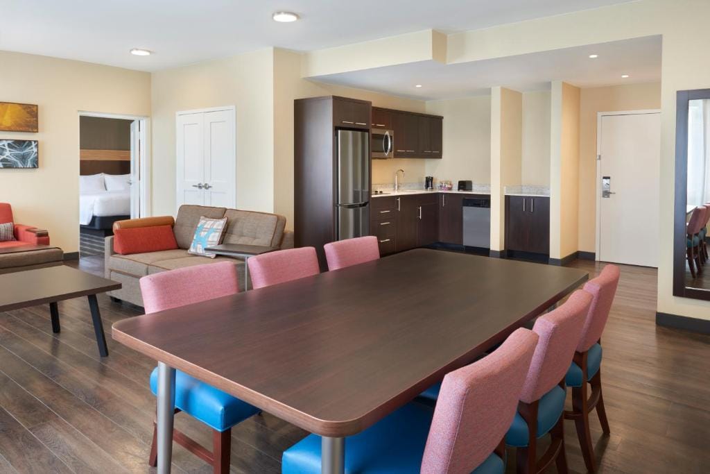 TownePlace Suites by Marriott Toronto Oakville — 5