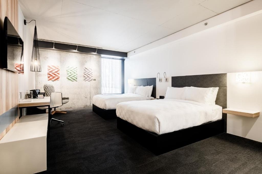 Alt Hotel Ottawa Downtown — 1
