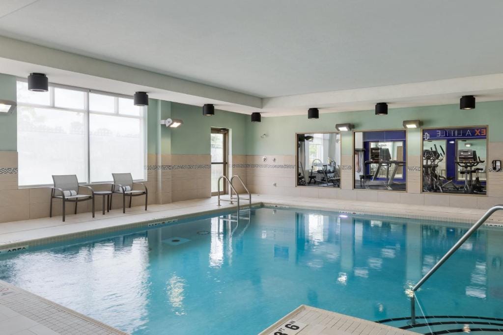 Holiday Inn Express & Suites Ottawa East-Orleans by IHG — 2