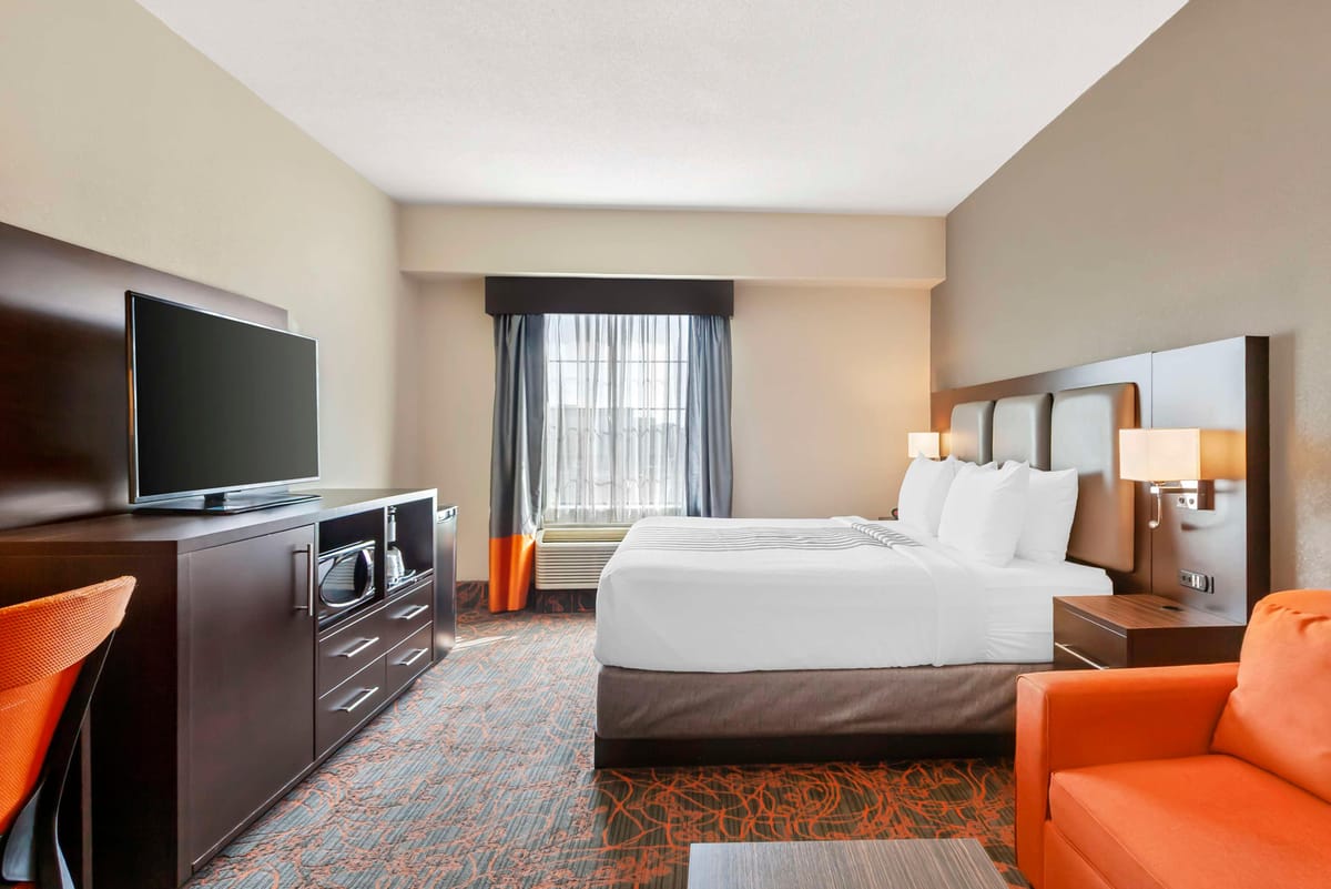 Best Western Plus Executive Inn — 3