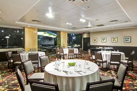 Delta Hotels Toronto East — 5