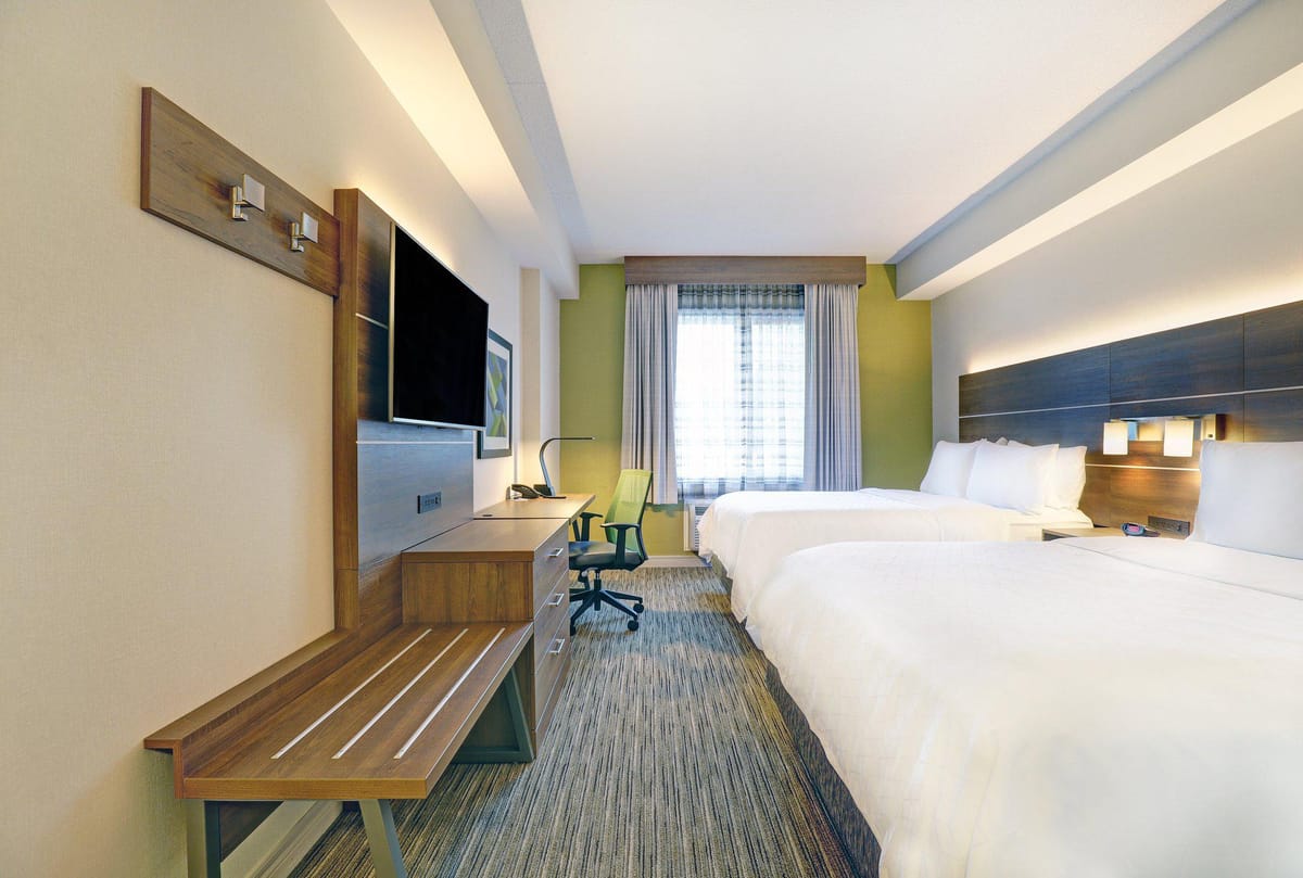 Holiday Inn Express Whitby Oshawa by IHG — 2