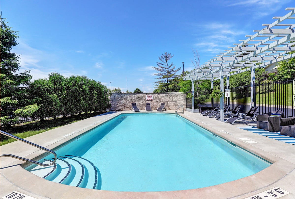Holiday Inn Express Whitby Oshawa by IHG — 5