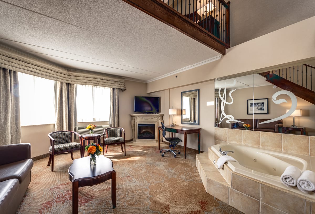 Monte Carlo Inn & Suites - Downtown Markham — 4