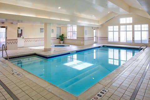 Residence Inn by Marriott Whitby — 4
