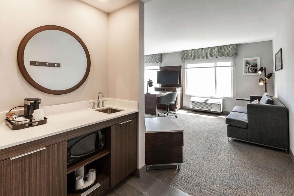 Hampton Inn & Suites by Hilton Québec - Beauport — 3