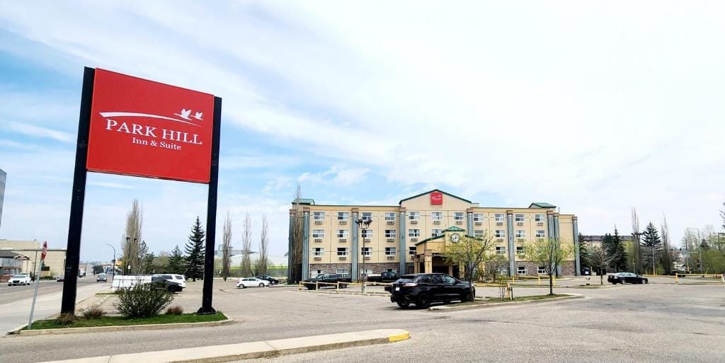 Park Hill Inn & Suite — 1