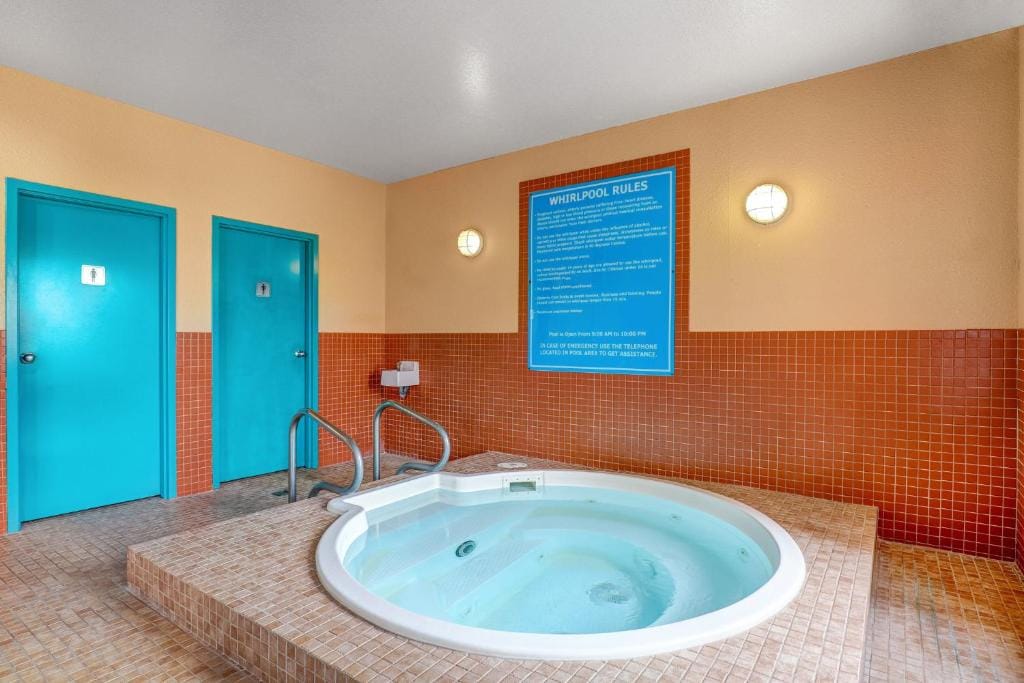 Prairie Crest Red Deer by IHG — 3