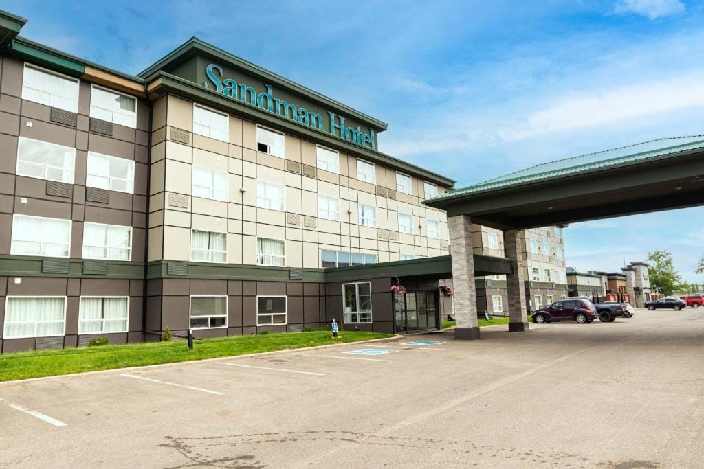 Sandman Hotel Red Deer — 1