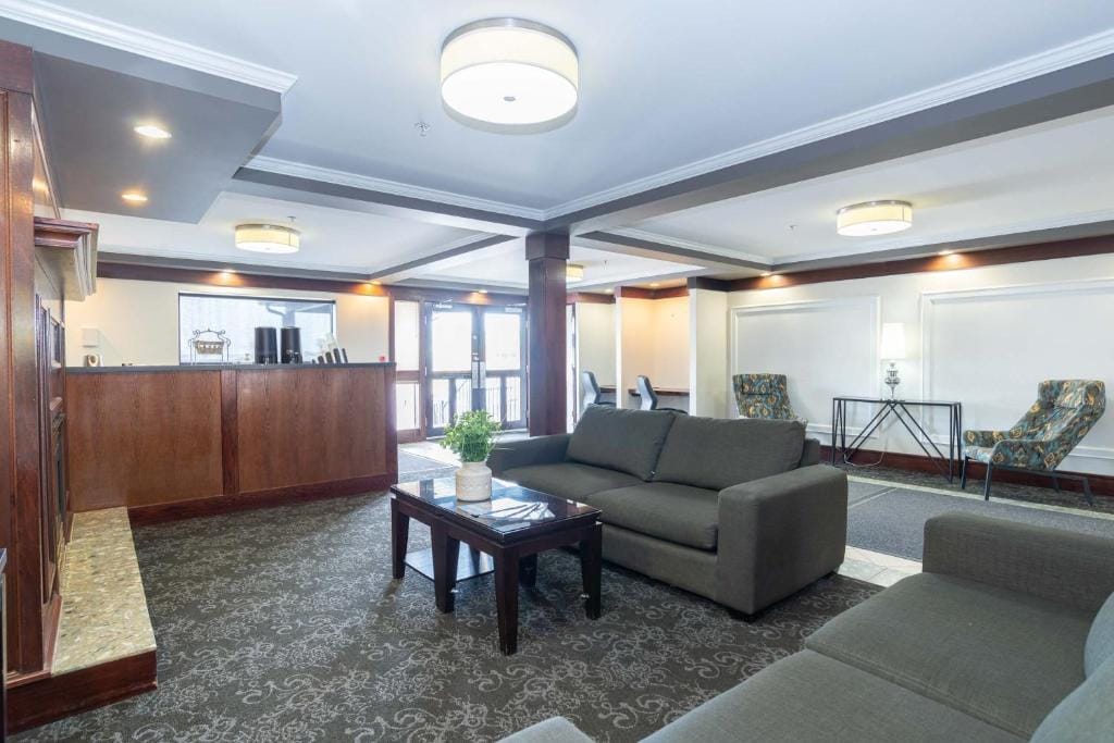 Sandman Hotel Red Deer — 5