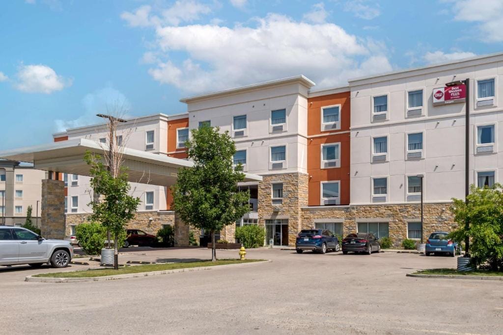 Best Western Plus Eastgate Inn & Suites — 1