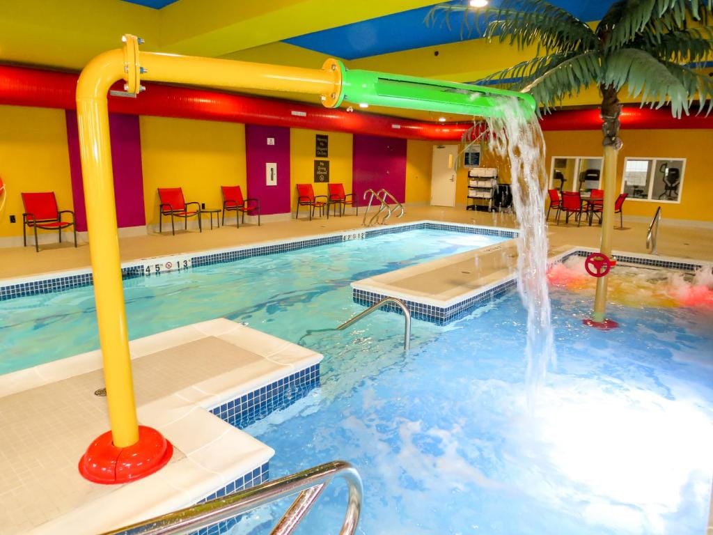 Comfort Suites Regina — 1