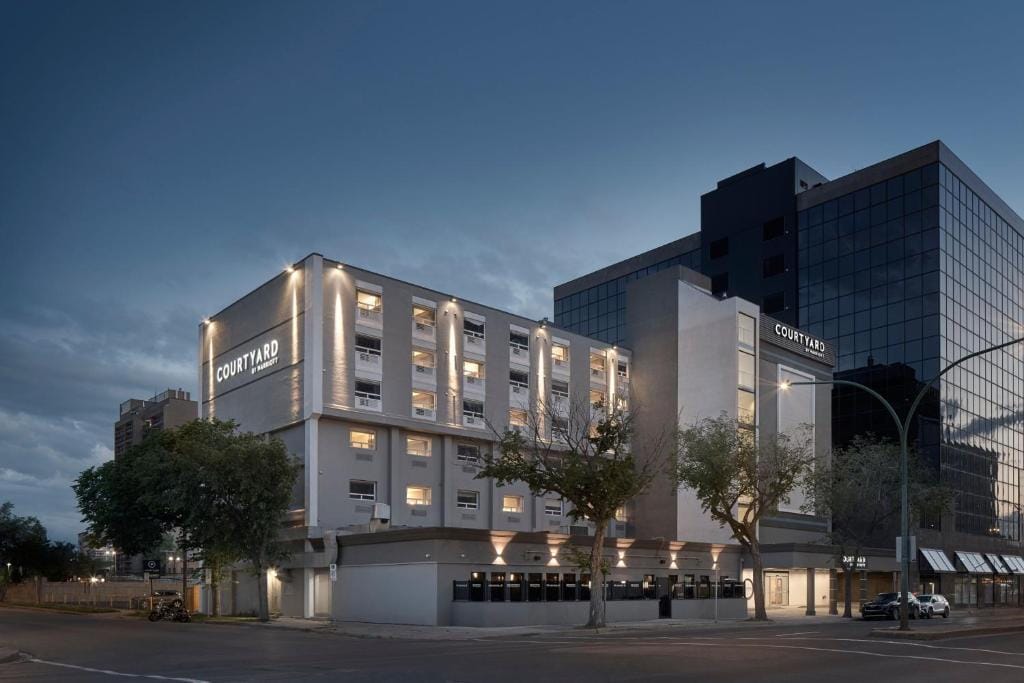 Courtyard by Marriott Regina Downtown — 1