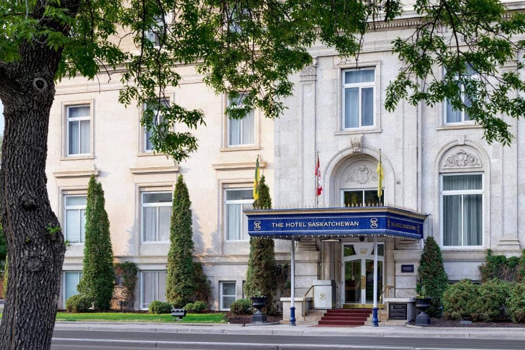 The Hotel Saskatchewan, Autograph Collection — 1