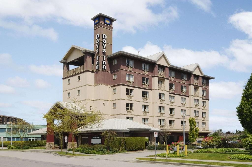 Days Inn by Wyndham Vancouver Airport — 1