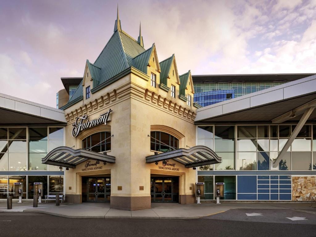 Fairmont Vancouver Airport In-Terminal Hotel — 1