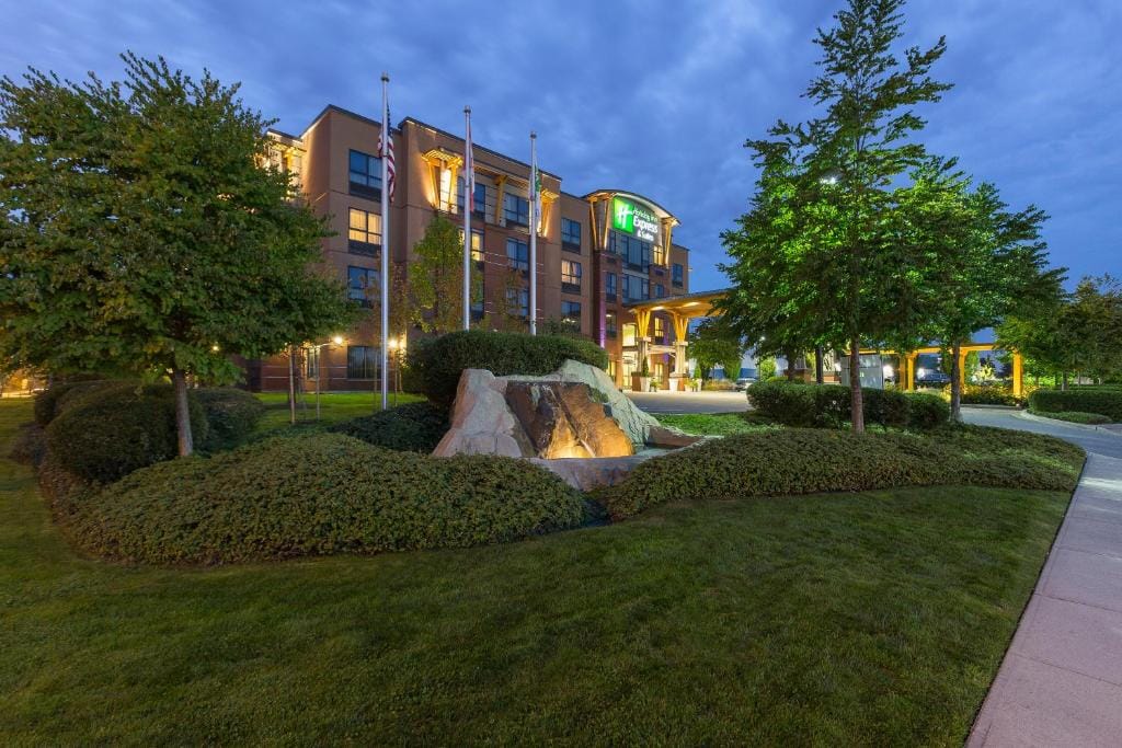 Holiday Inn Express & Suites Riverport Richmond by IHG — 1