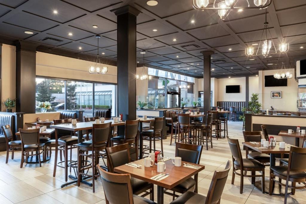Holiday Inn Vancouver Airport Richmond by IHG — 4