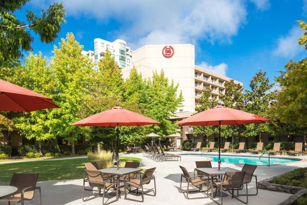 Sheraton Vancouver Airport Hotel — 1