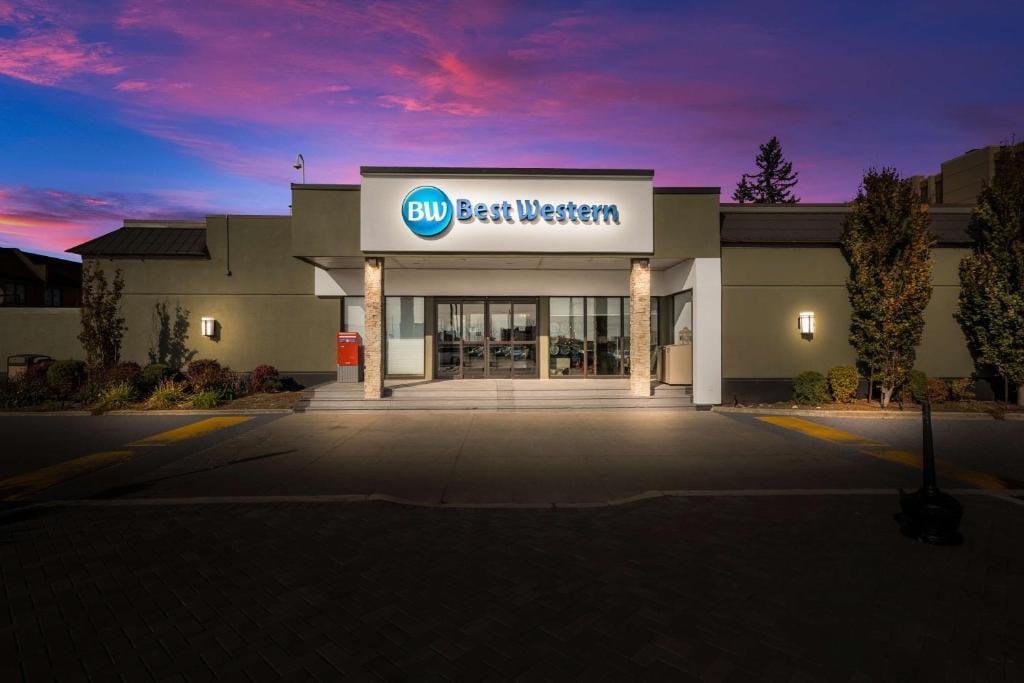 Best Western Parkway Hotel Toronto North — 1