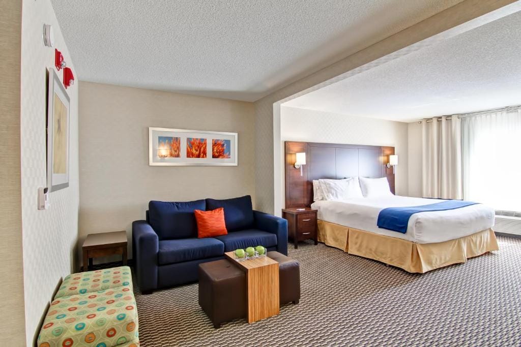 Holiday Inn Express Hotel & Suites Toronto - Markham by IHG — 2