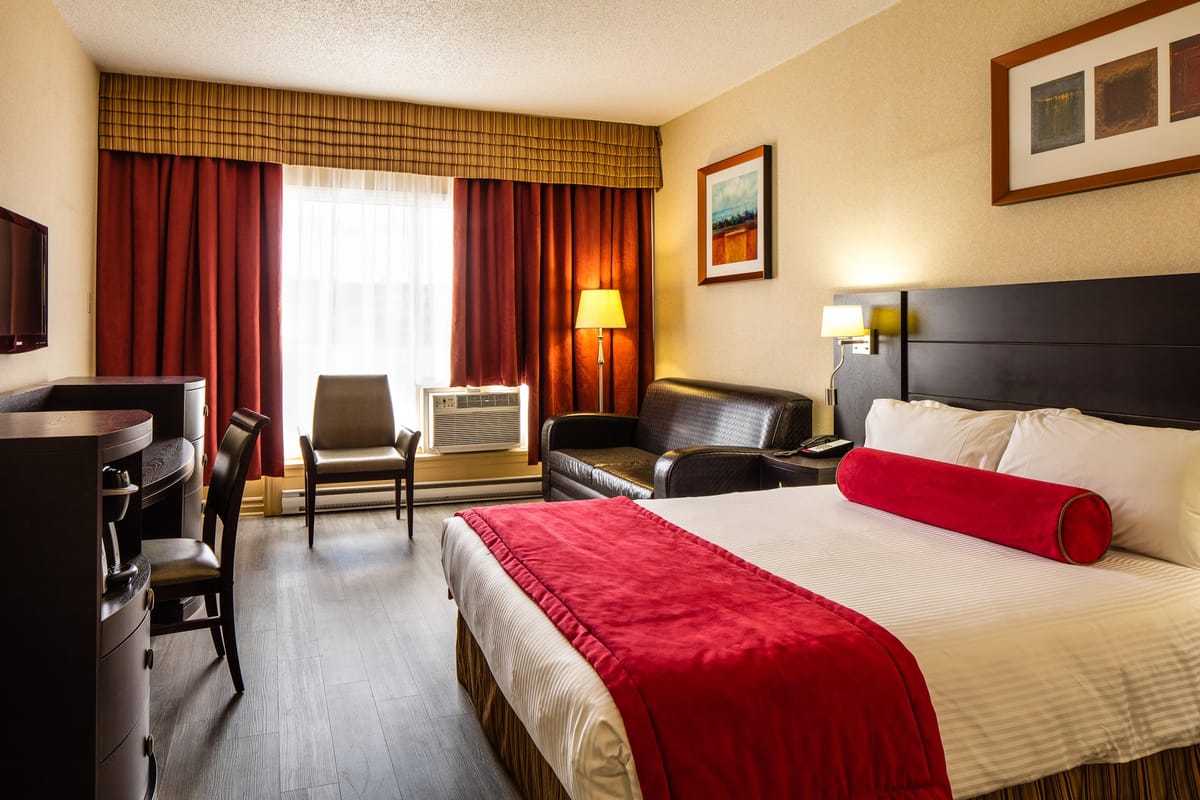 Auberge Royal Versailles — 2