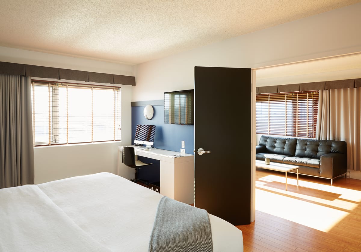 Hôtel Le Dauphin Montréal-Longueuil — 2