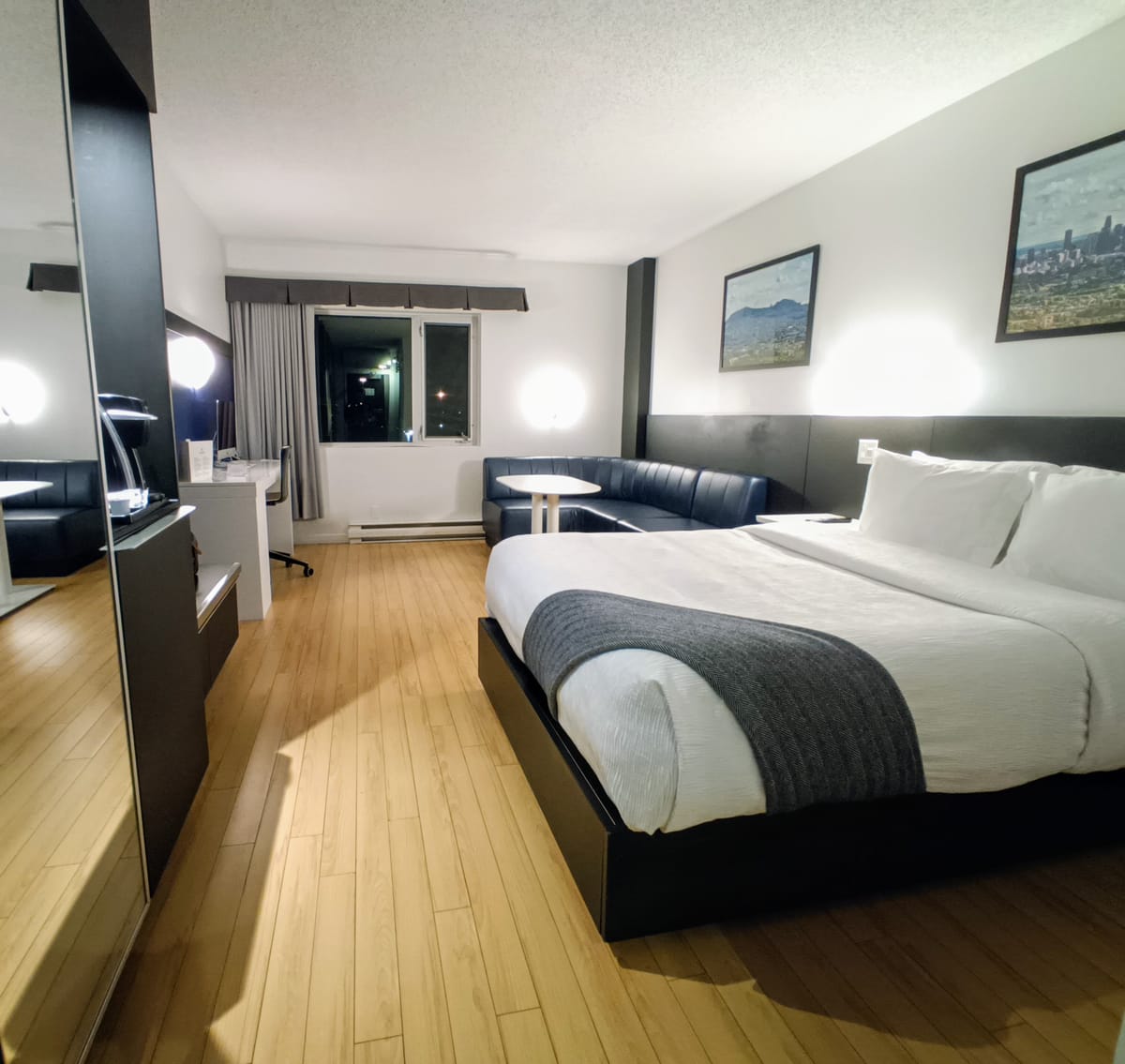 Hôtel Le Dauphin Montréal-Longueuil — 4