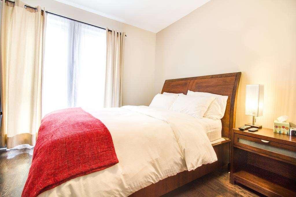 HÔTEL SPA CARRÉ ST-LOUIS — 4