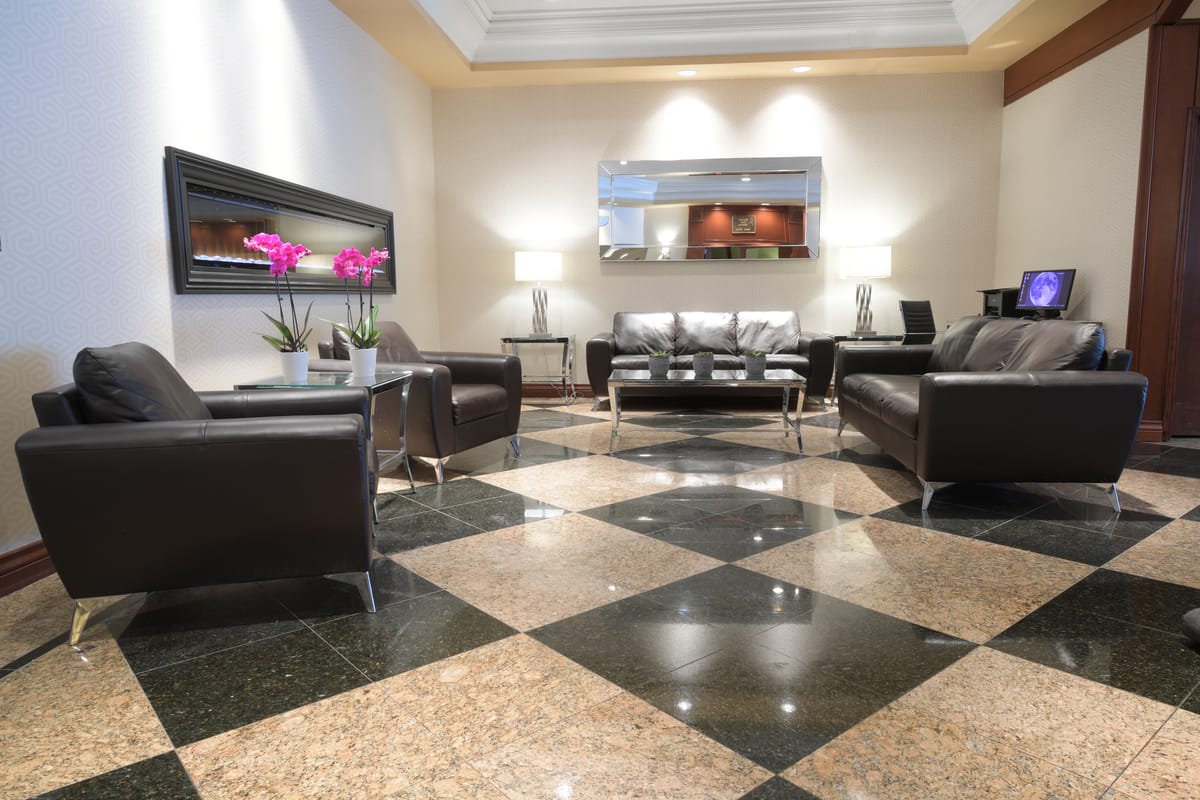 Hotel Universel Montreal — 2