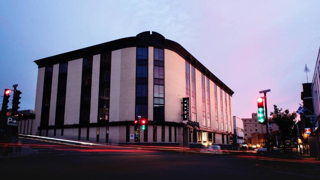 Hotel Chicoutimi, affilié à Hyvi — 1