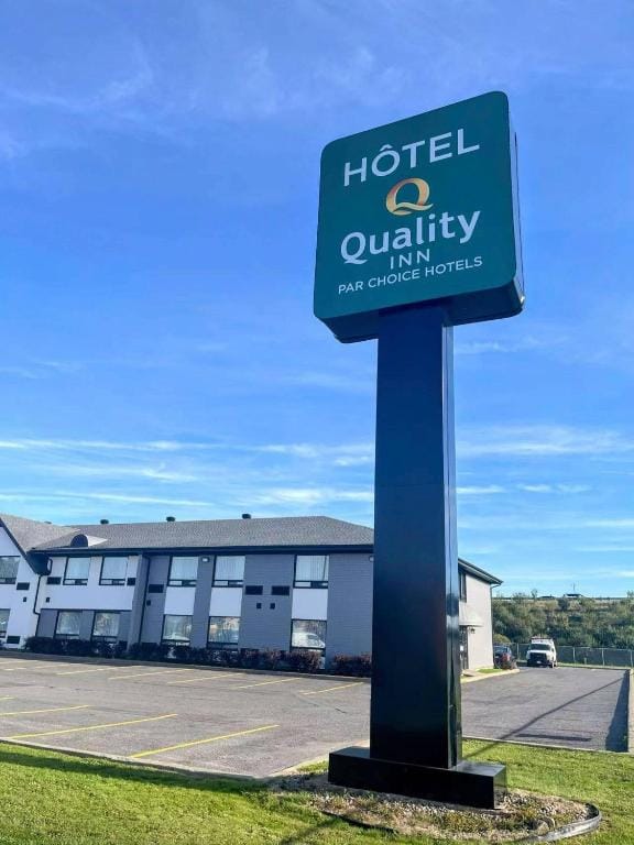 Quality Inn Saint-Jean-sur-Richelieu — 4