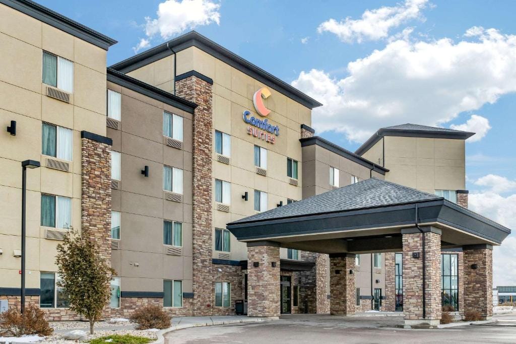 Comfort Suites — 1