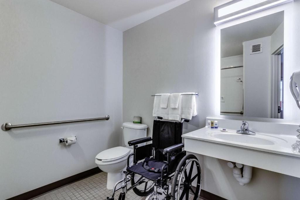 Motel 6-Saskatoon, SK — 3