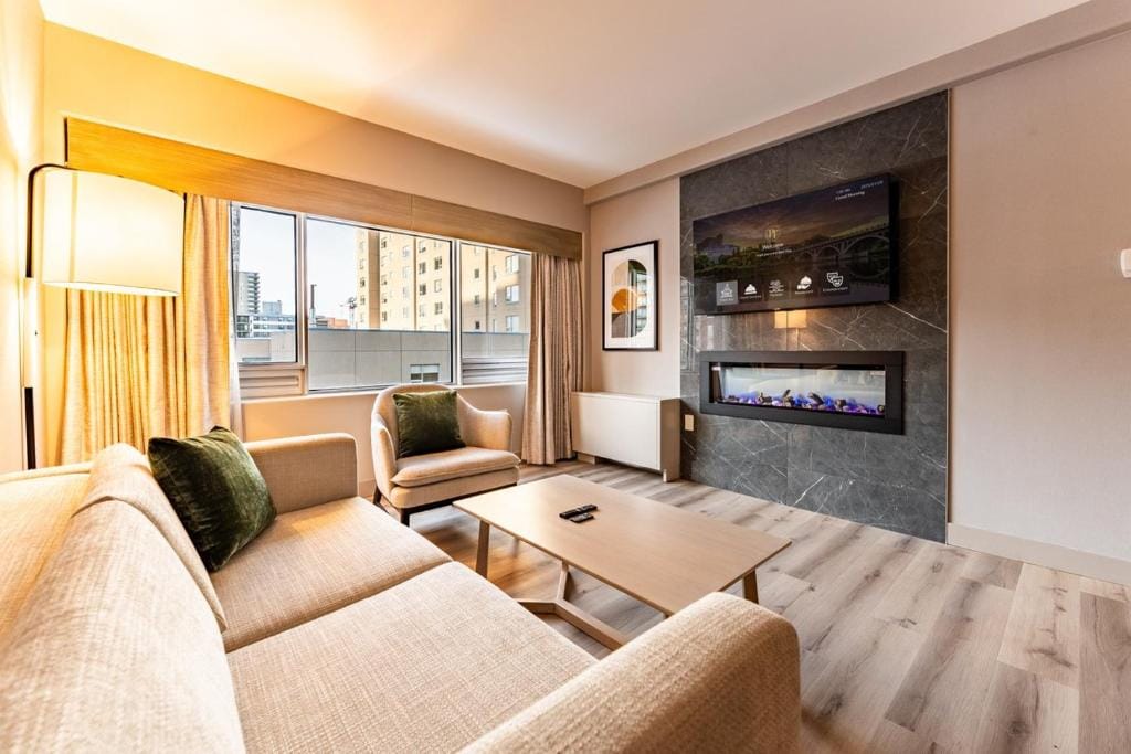 Park Town Hotel — 4