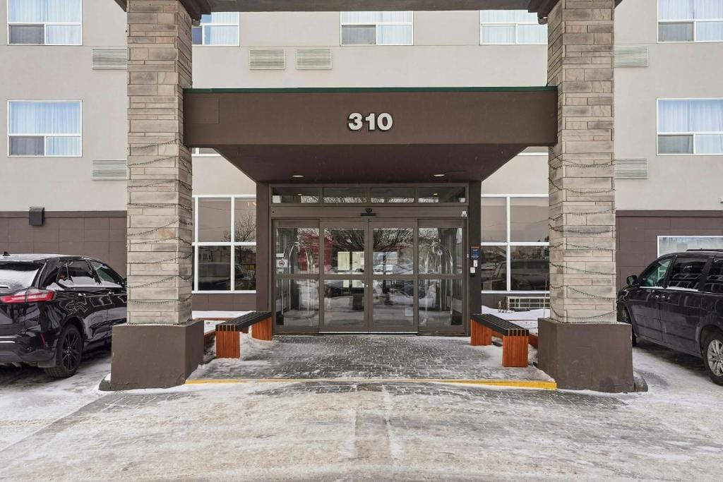 Sandman Hotel Saskatoon — 2