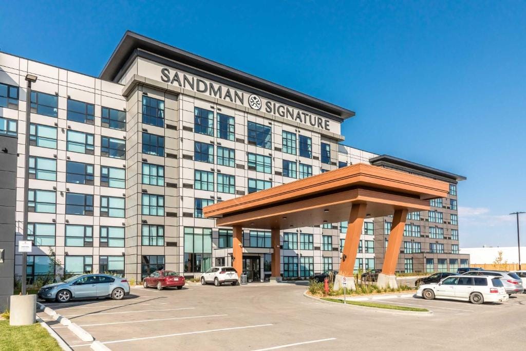 Sandman Signature Saskatoon South Hotel — 1