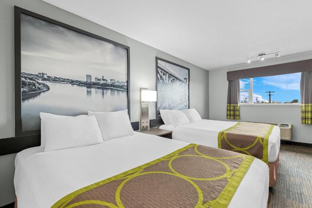 Super 8 by Wyndham Saskatoon Near Saskatoon Airport — 2