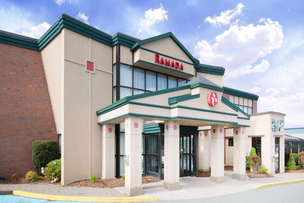Ramada by Wyndham St. John's — 1