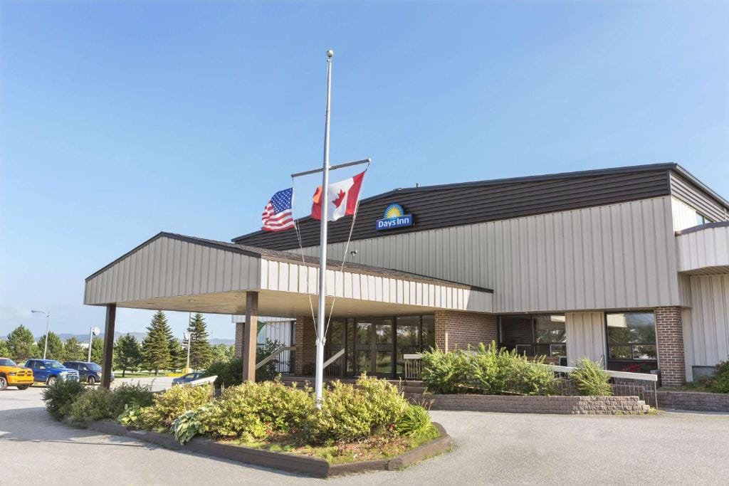 Days Inn by Wyndham Stephenville — 1