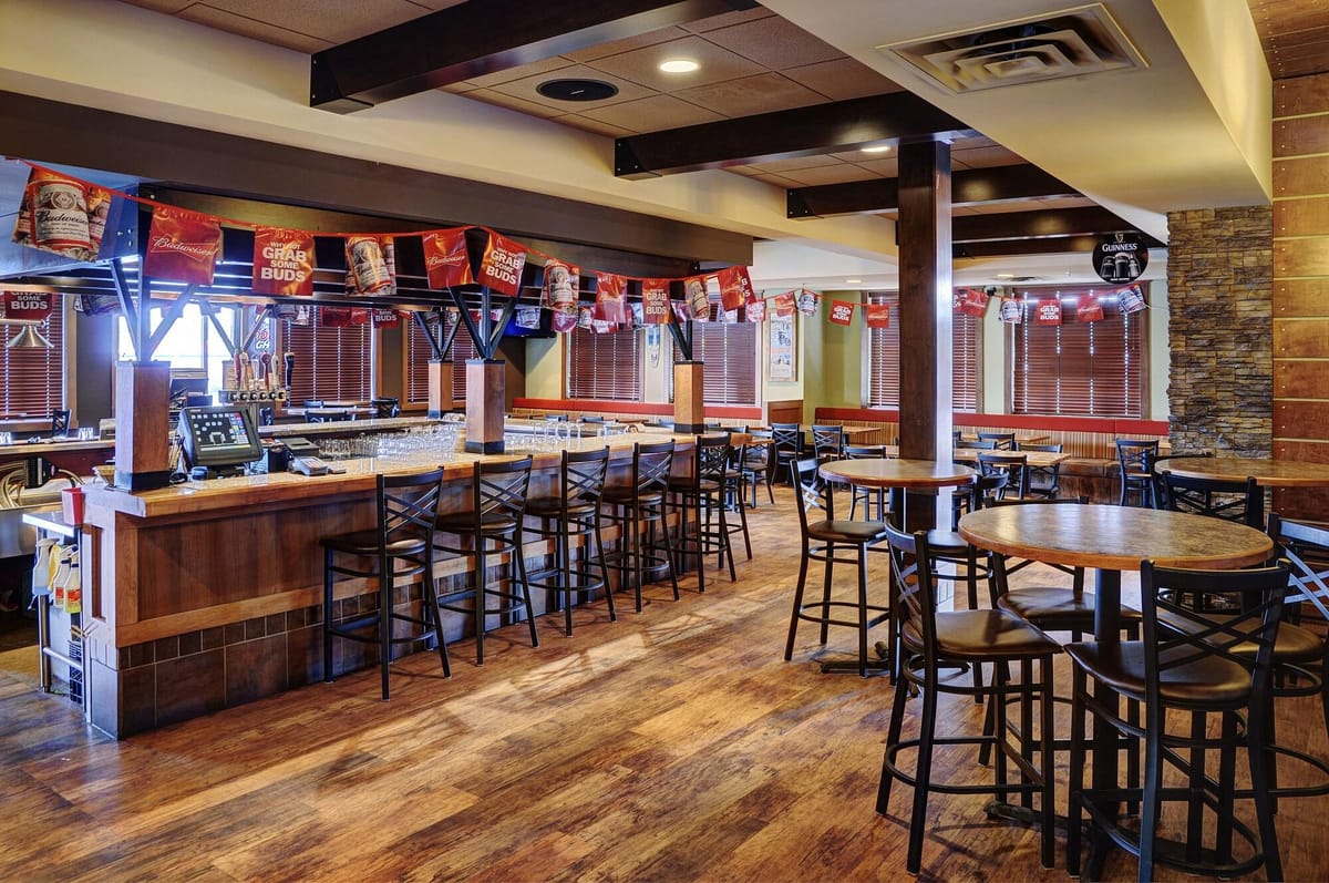 Lakeview Inns & Suites - Fort Saskatchewan — 3