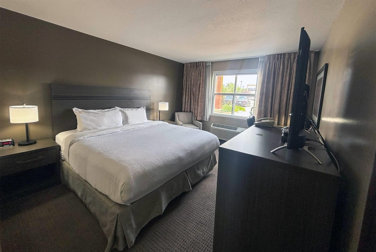 Ramada by Wyndham Sherwood Park — 1